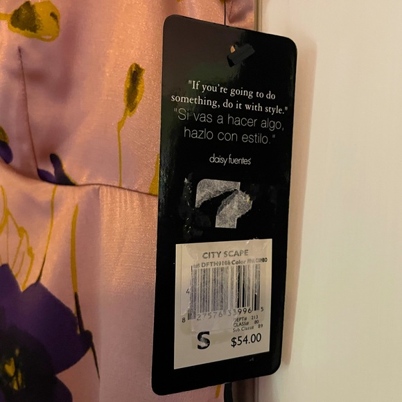 ⭐️NWT⭐️ Daisy Fuentes satin floral dress, size S - Picture 3 of 3